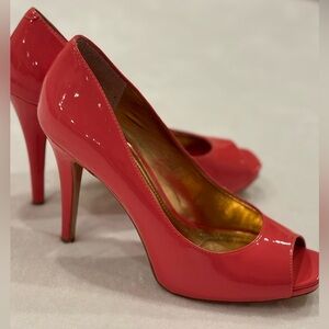 NWT BCBGeneration BG-DION Coral Patent Open Toe High Heels Size 9B/39